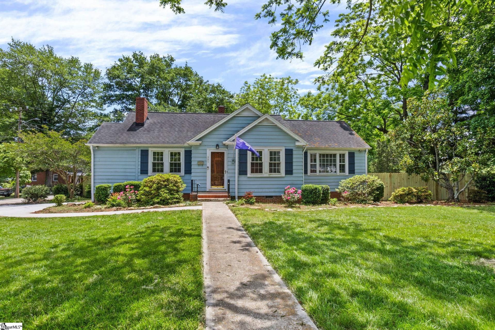 Nicholtown, Greenville Community