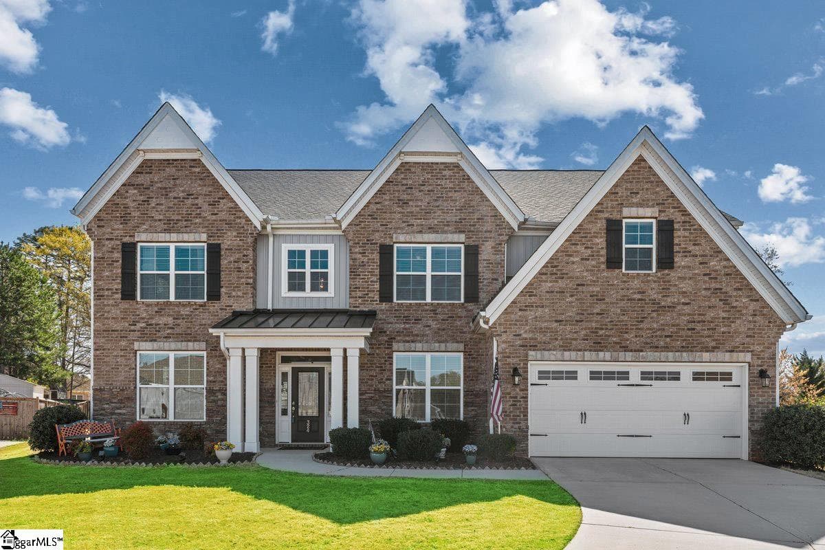 Crestgate, Easley Community
