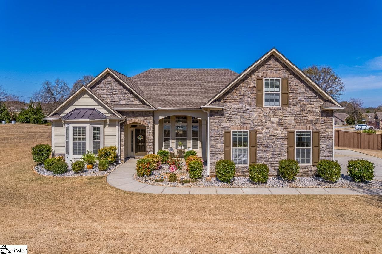 Cooper Ridge, Simpsonville Community