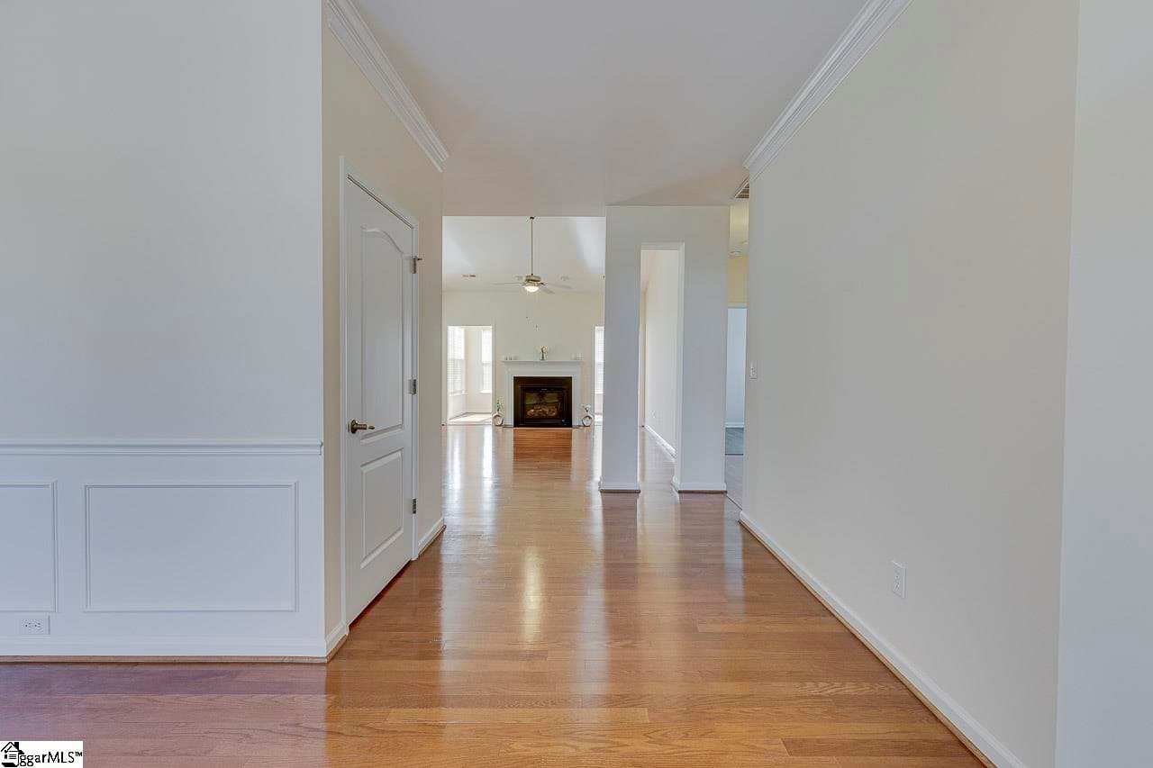 Property image 5 at 4 Hanging Moss Lane, Greenville, SC 29615