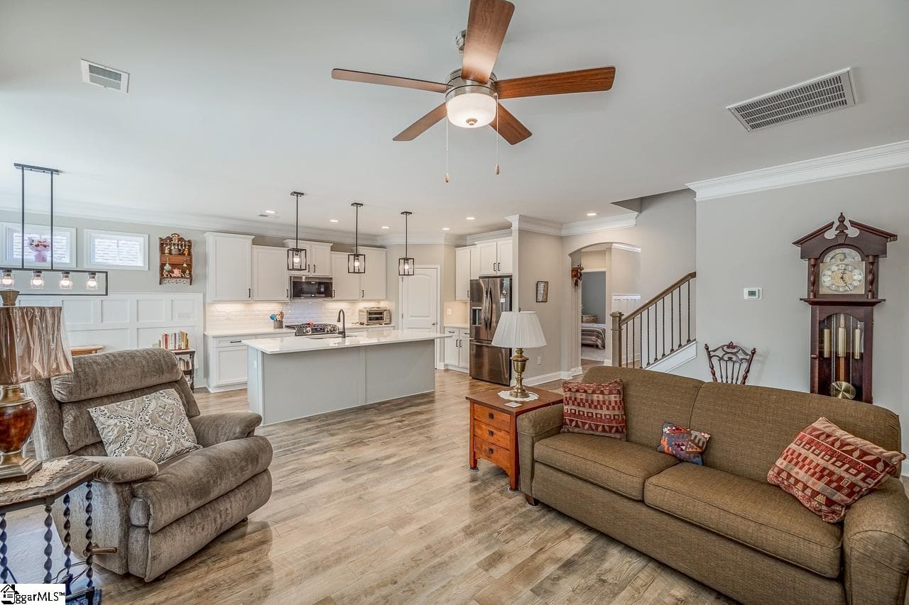 Property image 5 at 7 Ridgebury Place, Greenville, SC 29607