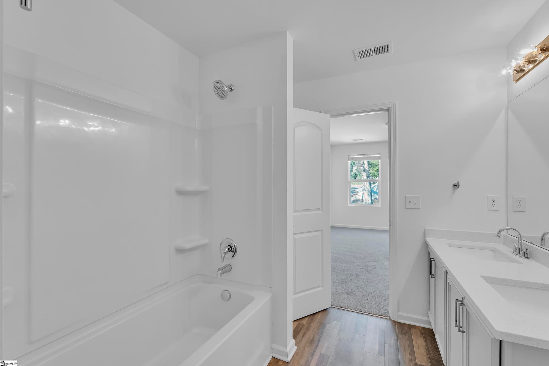 Property image 4 at 16 E Street, Greenville, SC 29611