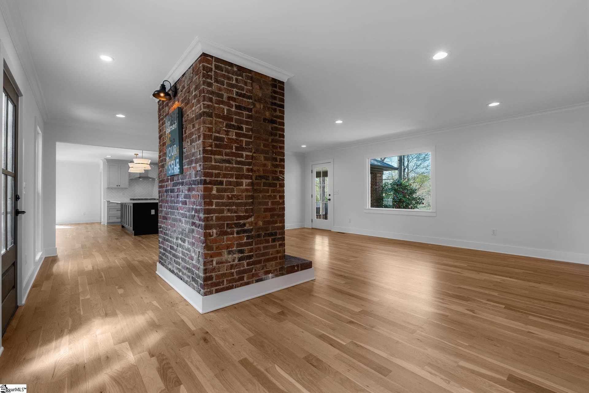 Property image 4 at 410 Cherokee Drive, Greenville, SC 29615