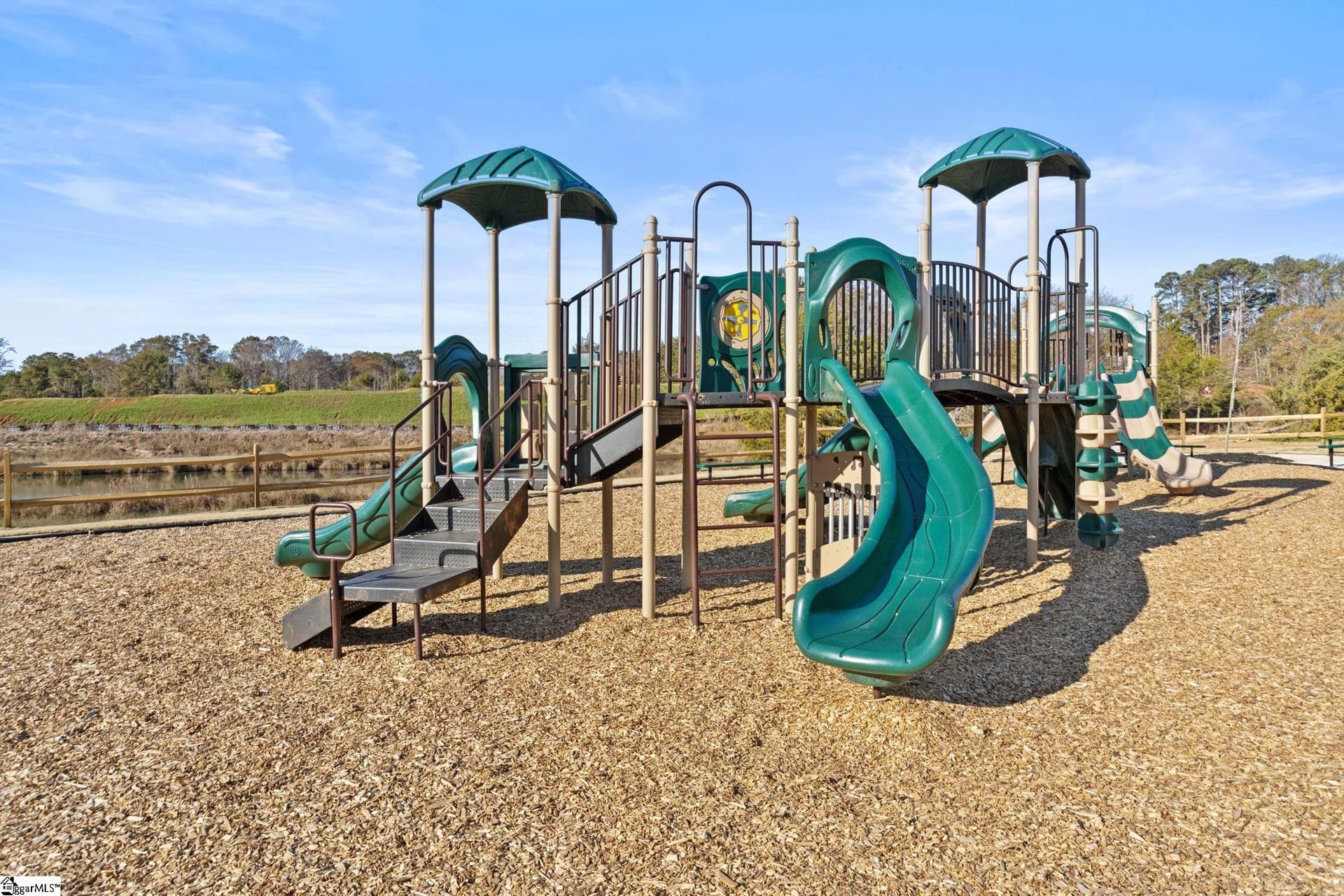Property image 4 at 408 Encampment Boulevard, Simpsonville, SC 29681