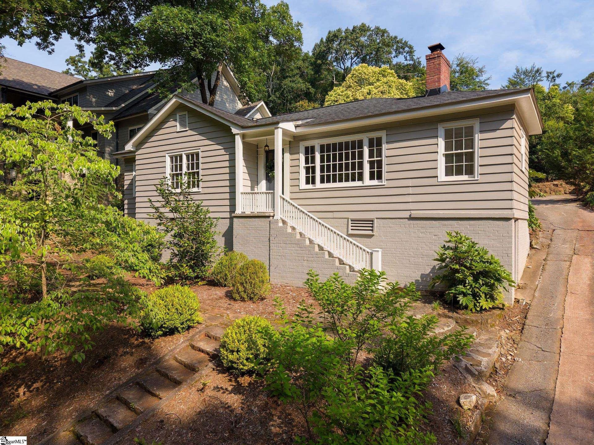 31 Rock Creek Drive