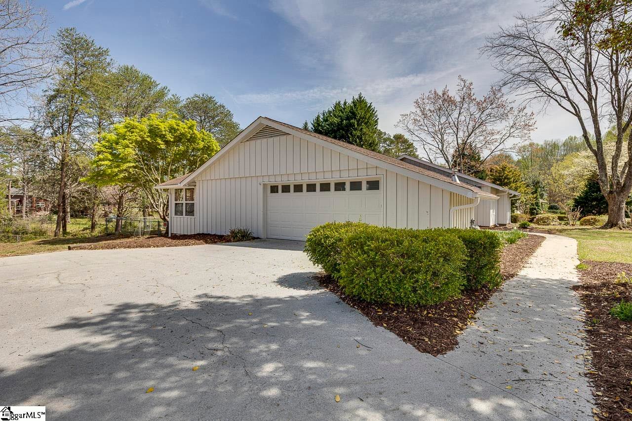 Property image 3 at 104 Windamere Road, Easley, SC 29640