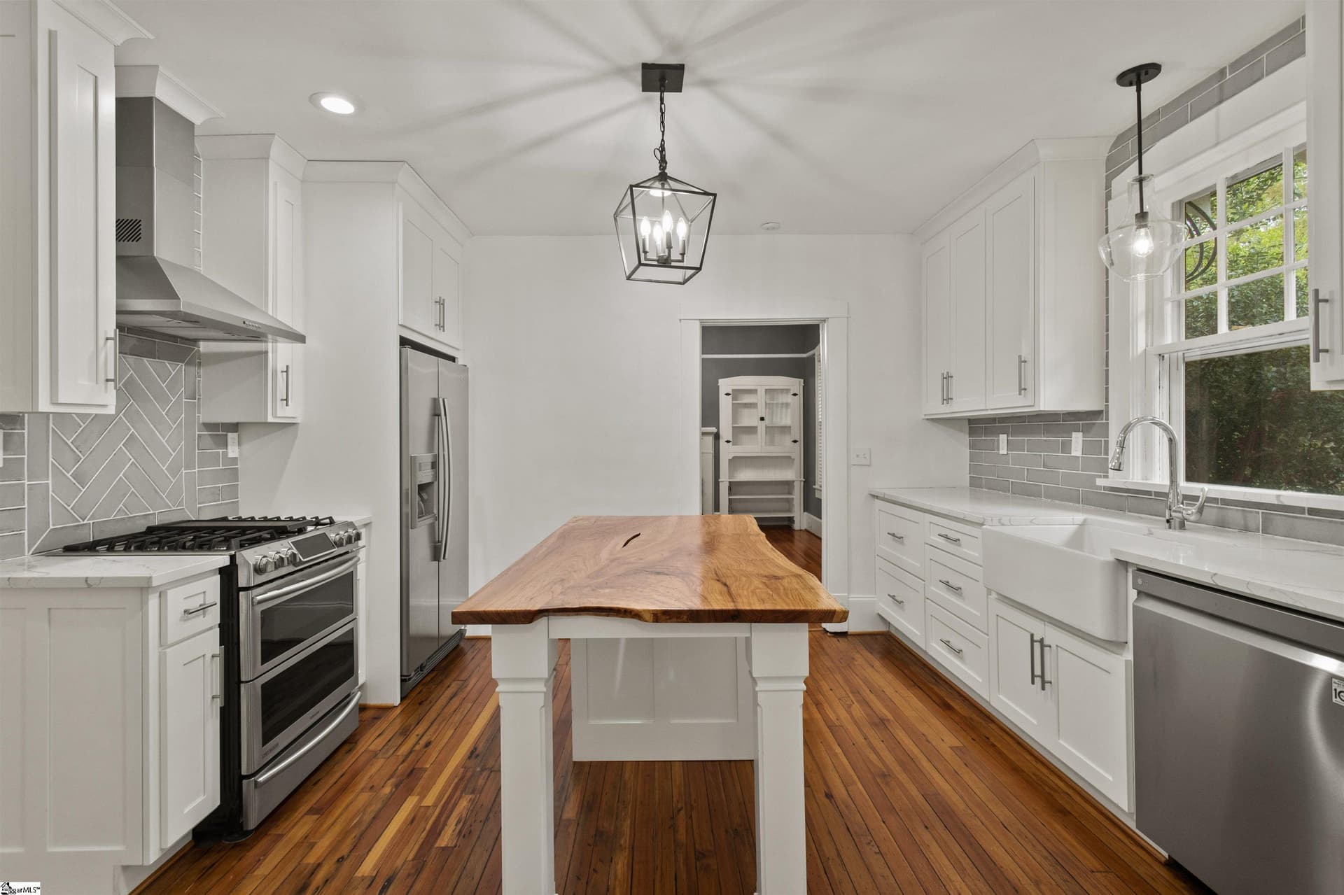 Property image 5 at 501 Overbrook Road, Greenville, SC 29607