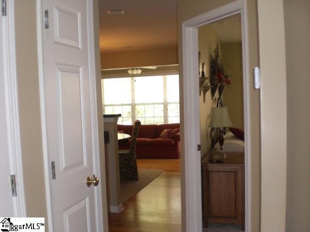 Property image 4 at 911 Crestwyck Lane, Greenville, SC 29615