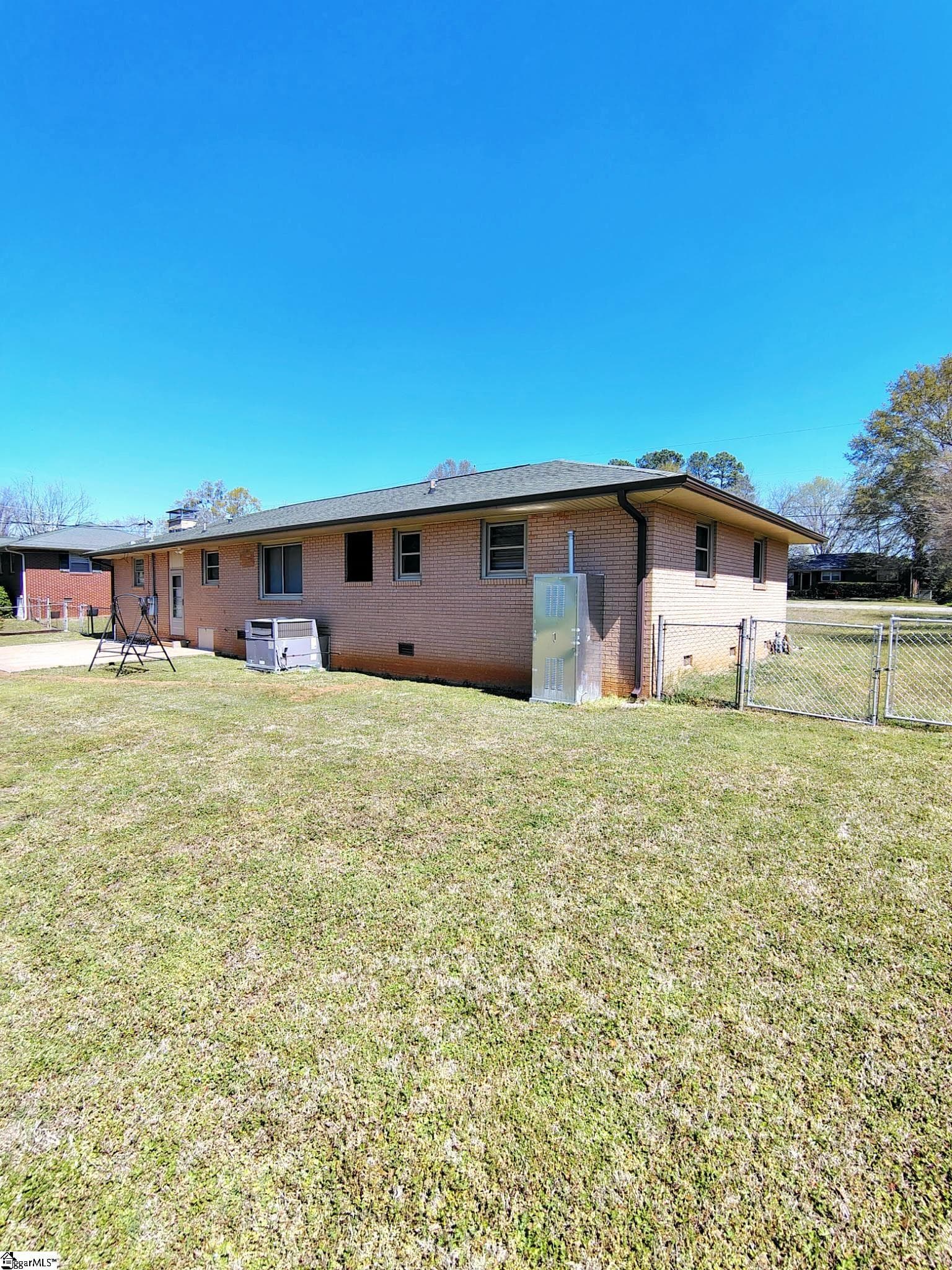 Property image 2 at 2600 Warren Drive, Anderson, SC 29621