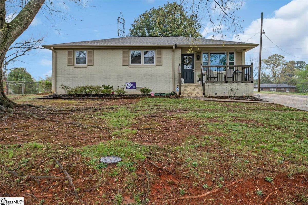 Property image 3 at 113 Helen Street, Piedmont, SC 29673