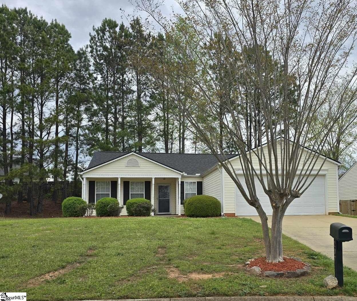 Property image 1 at 207 Hawksbill Drive, Easley, SC 29642-8011
