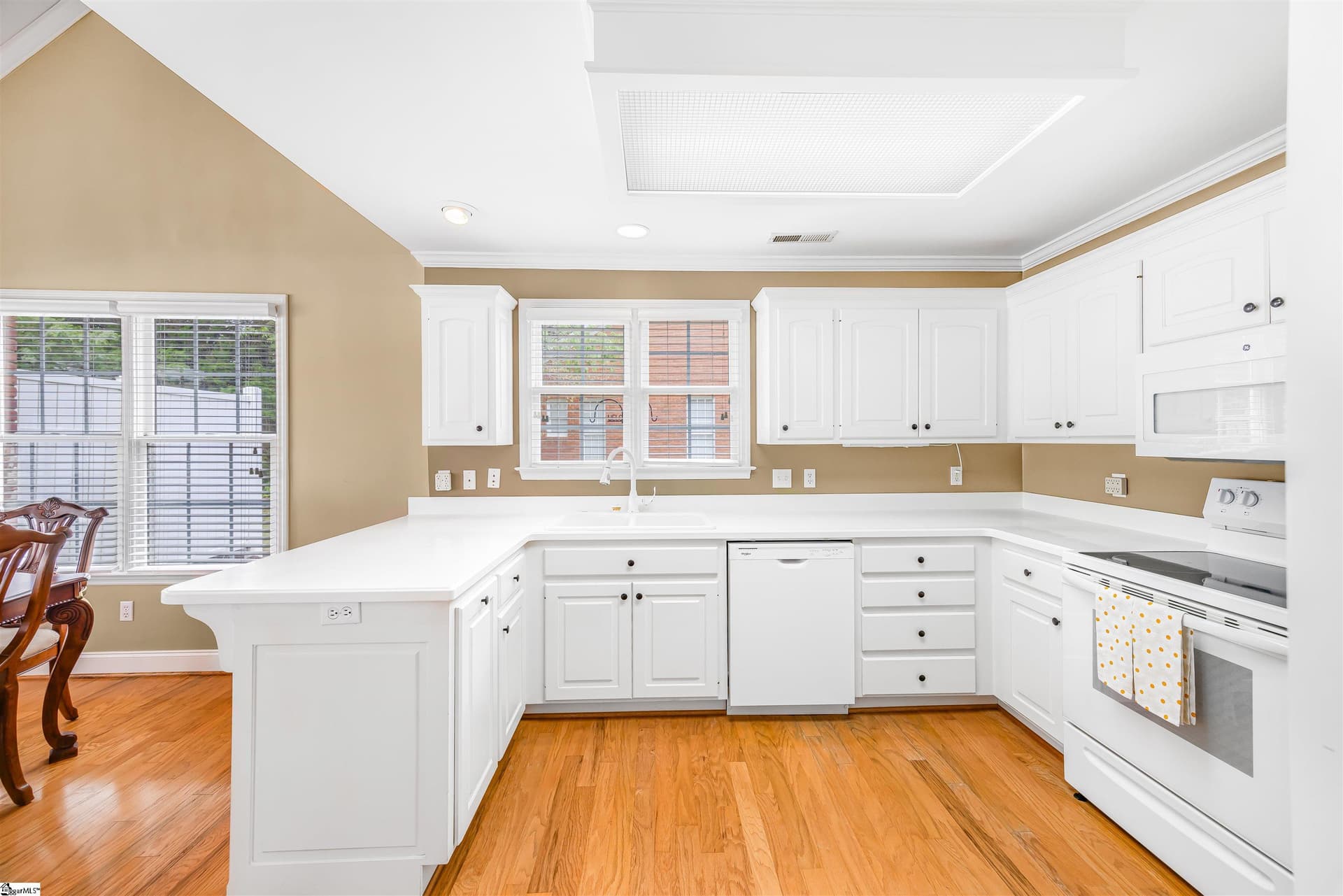 Property image 3 at 1 Foxfield Way, Greer, SC 29651
