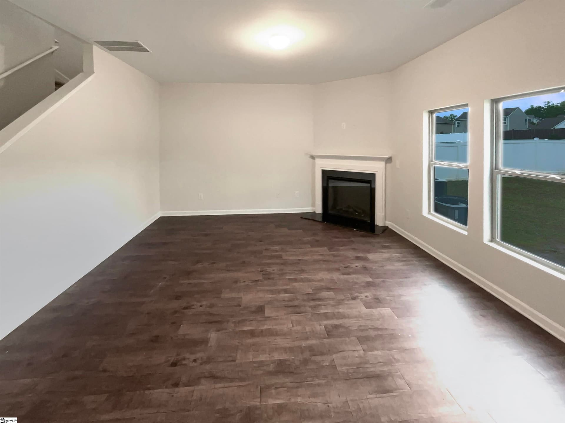 Property image 3 at 106 Elmhaven Drive, Simpsonville, SC 29681