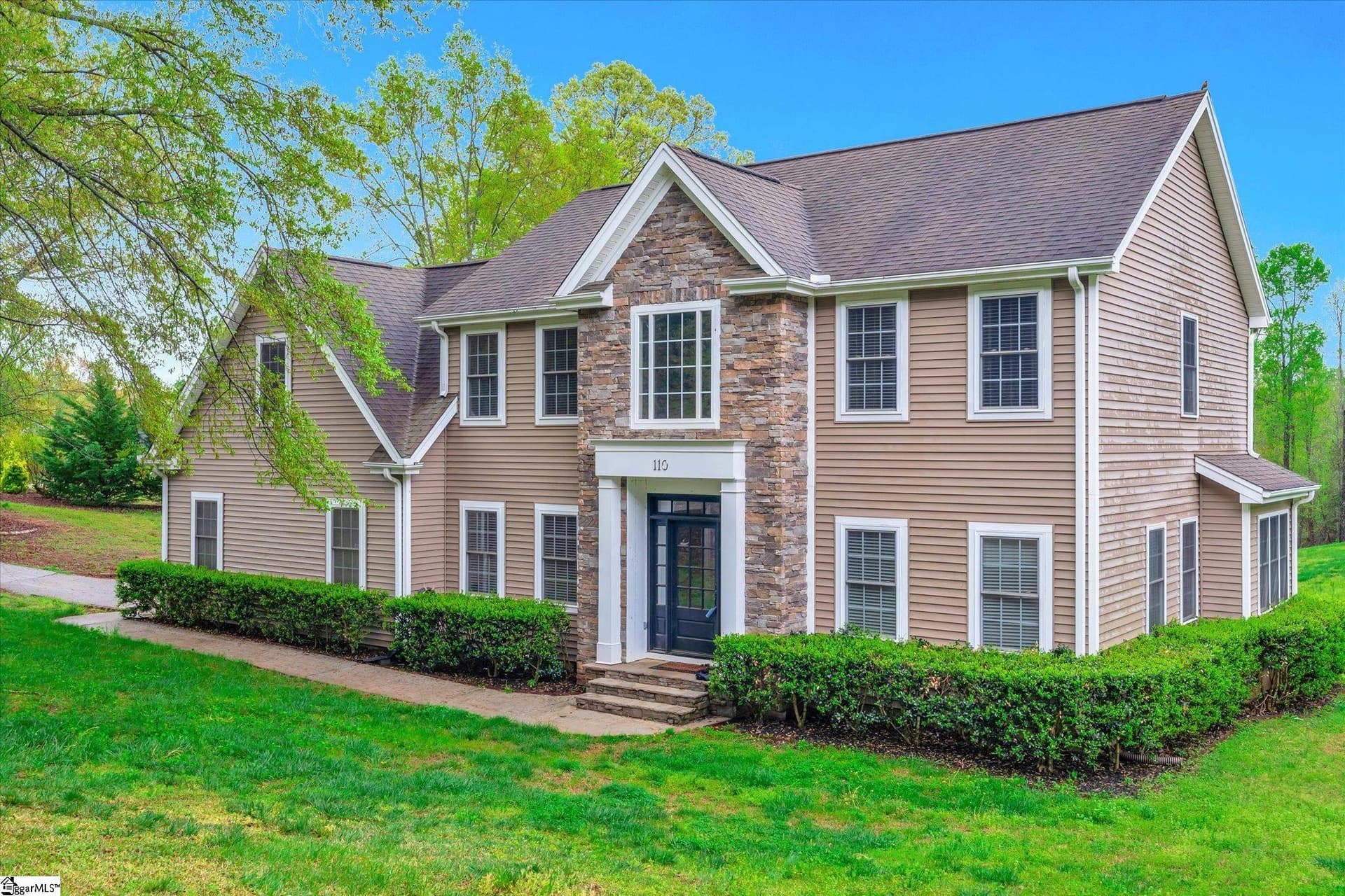 Masters Woods, Easley Community
