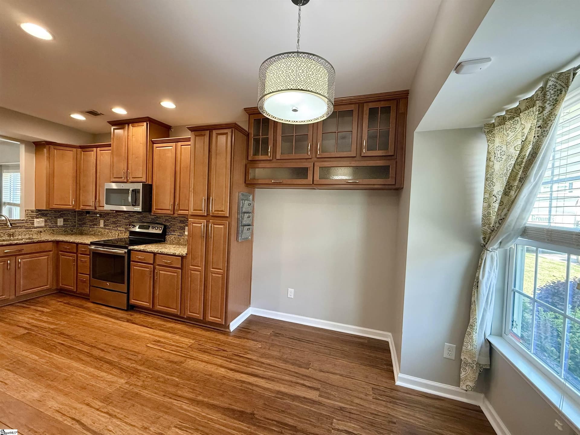 Property image 4 at 5 Fairchild Way, Greenville, SC 29607