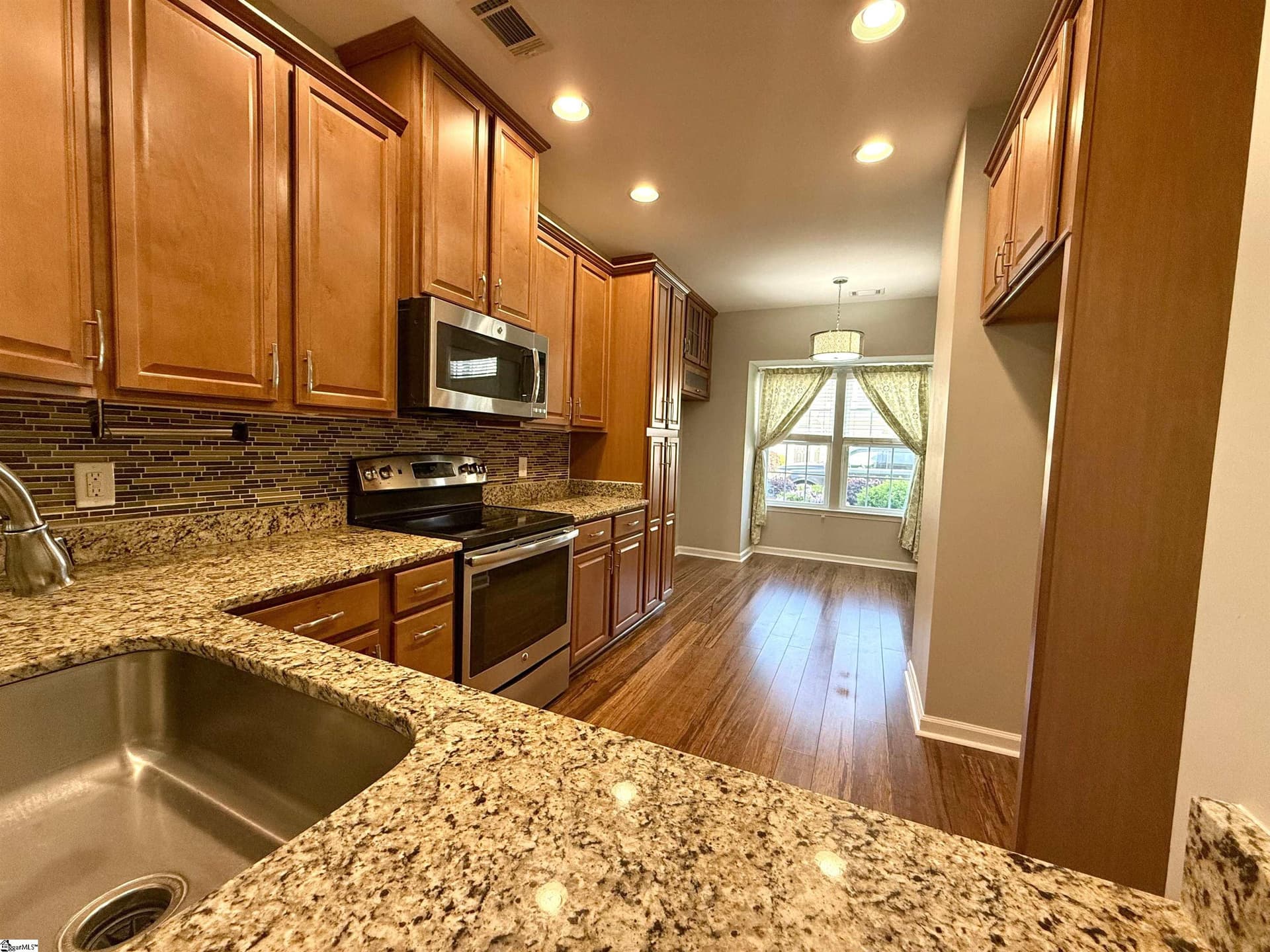 Property image 5 at 5 Fairchild Way, Greenville, SC 29607