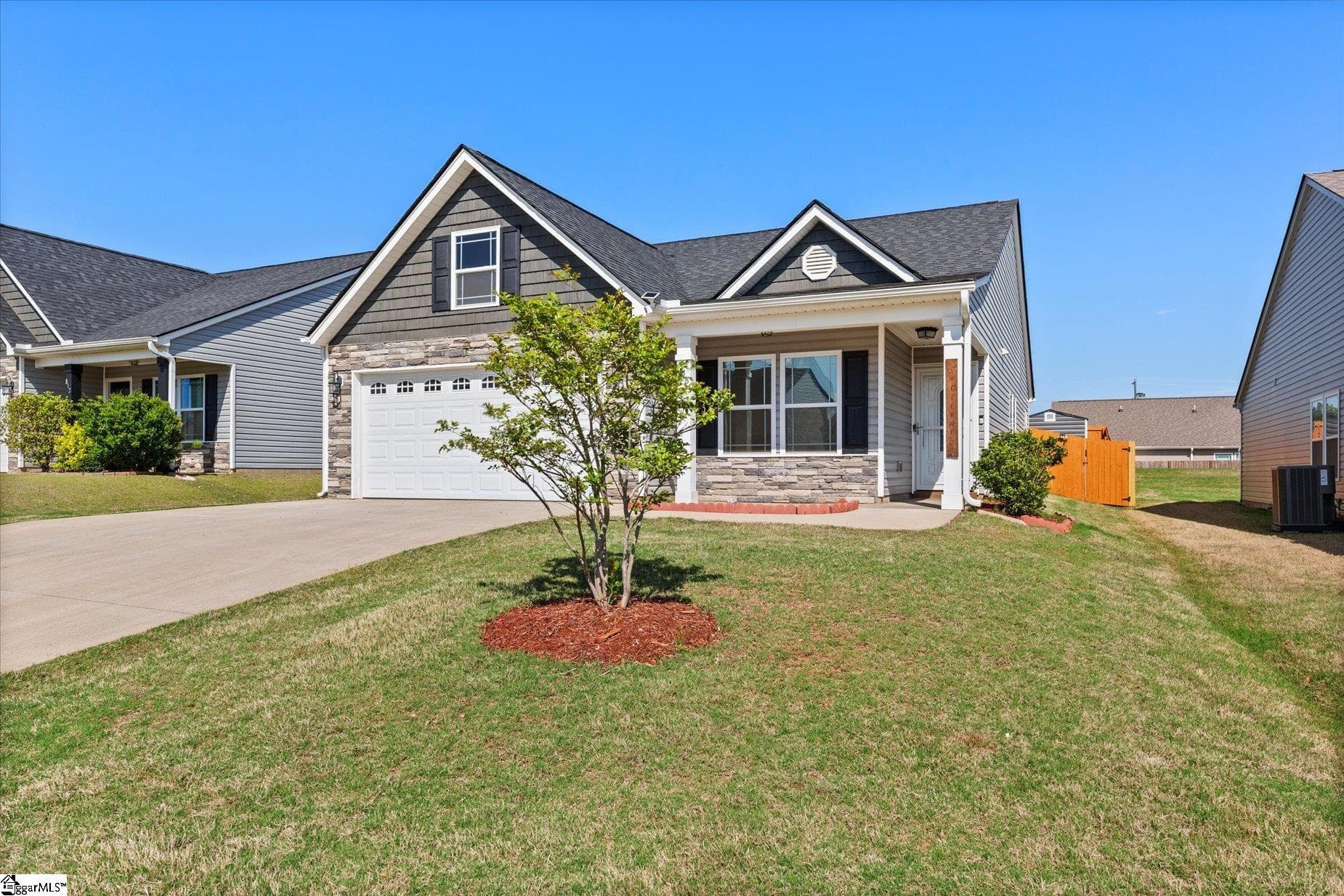 Property image 2 at 808 John Thomas Way, Greer, SC 29651