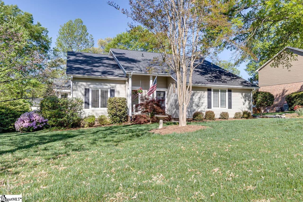 Property image 2 at 105 Berrywood Court, Greer, SC 29650