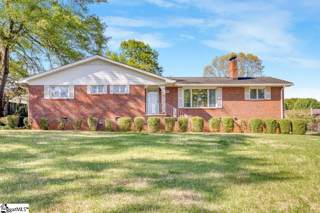 Western Hills, Greenville Community