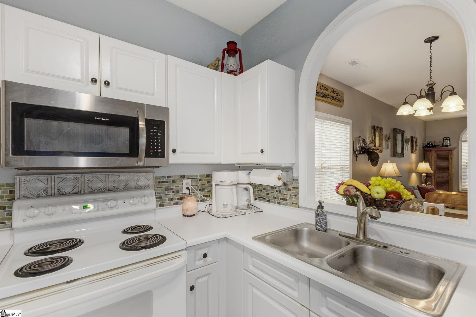 Property image 2 at 100 Huntress Drive, Greer, SC 29651