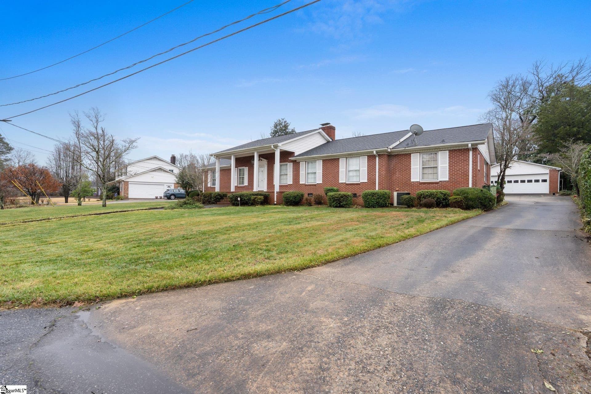 Property image 3 at 2 Woodfern Circle, Greenville, SC 29615