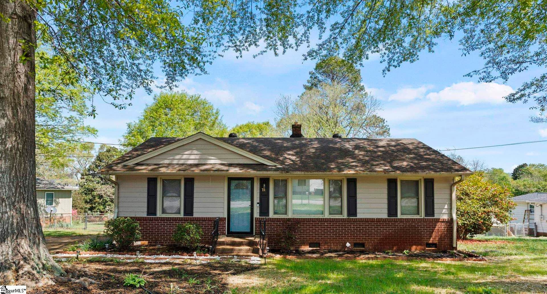 Property image 1 at 11 Derwood Circle, Greenville, SC 29617