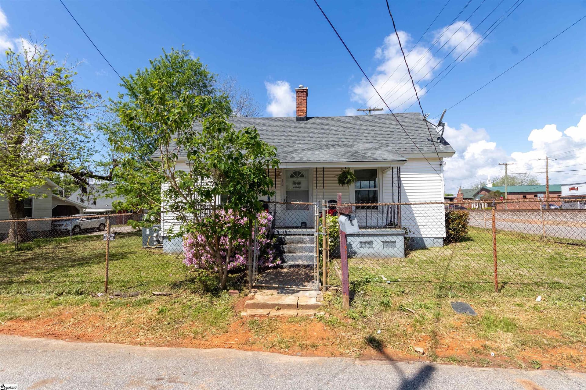 Property image 2 at 19 5th Street, Greer, SC 29651