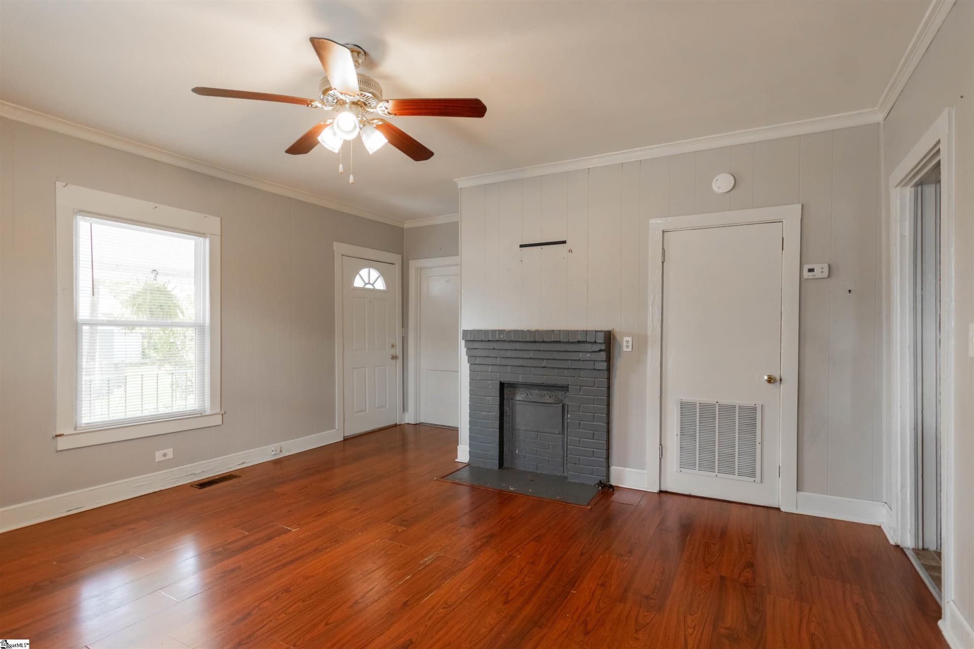 Property image 4 at 19 5th Street, Greer, SC 29651