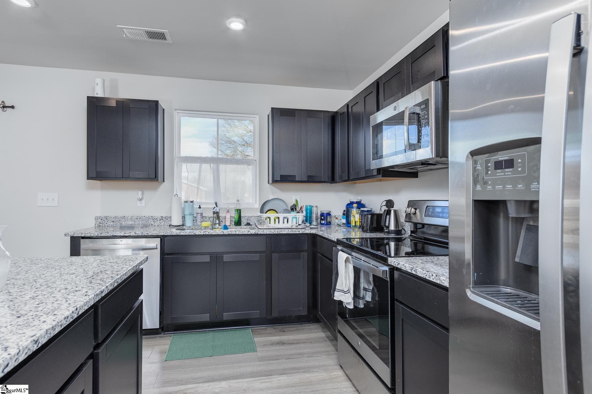 Property image 3 at 102 Verdant Leaf Way, Greenville, SC 29617