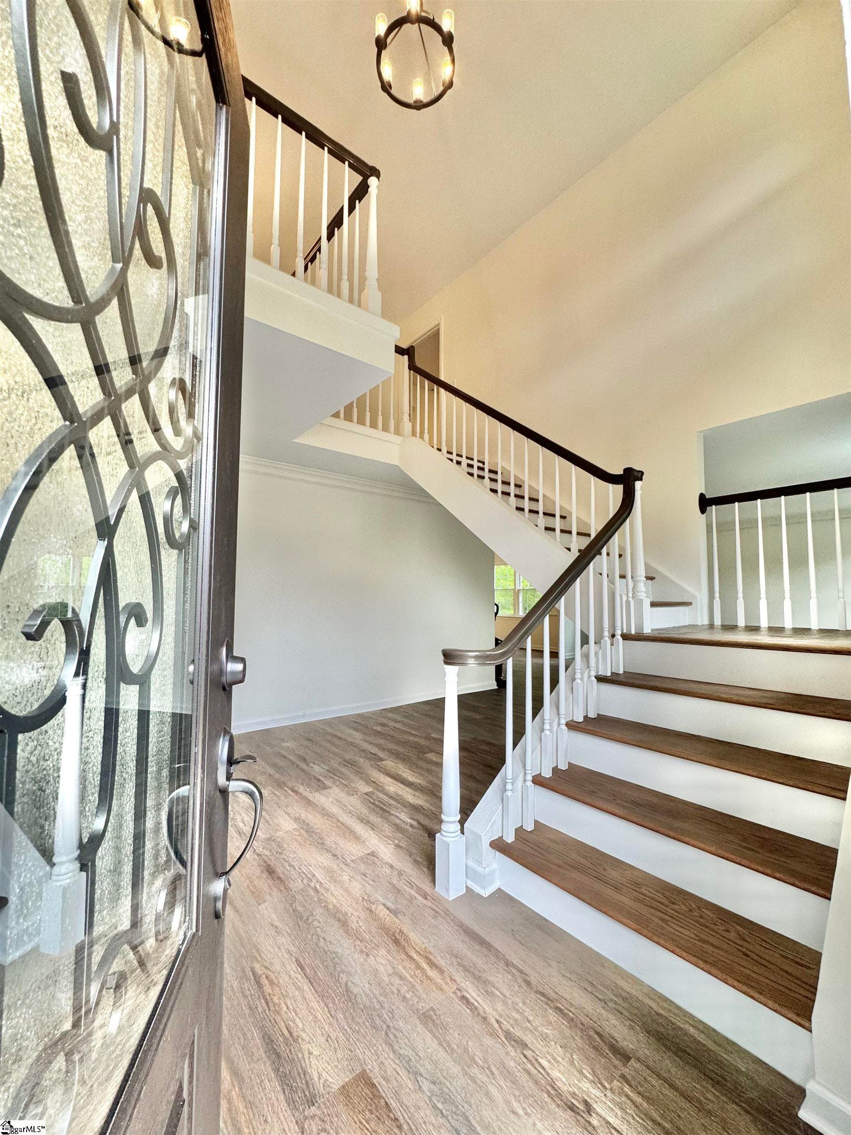 Property image 2 at 102 Buckingham Court, Easley, SC 29640