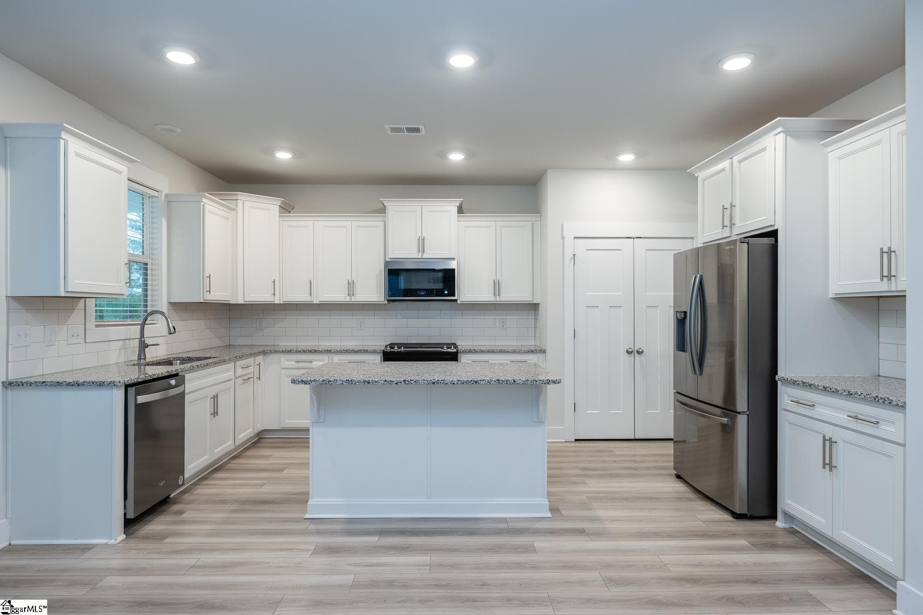 Property image 2 at 832 Redmill Lane, Duncan, SC 29334