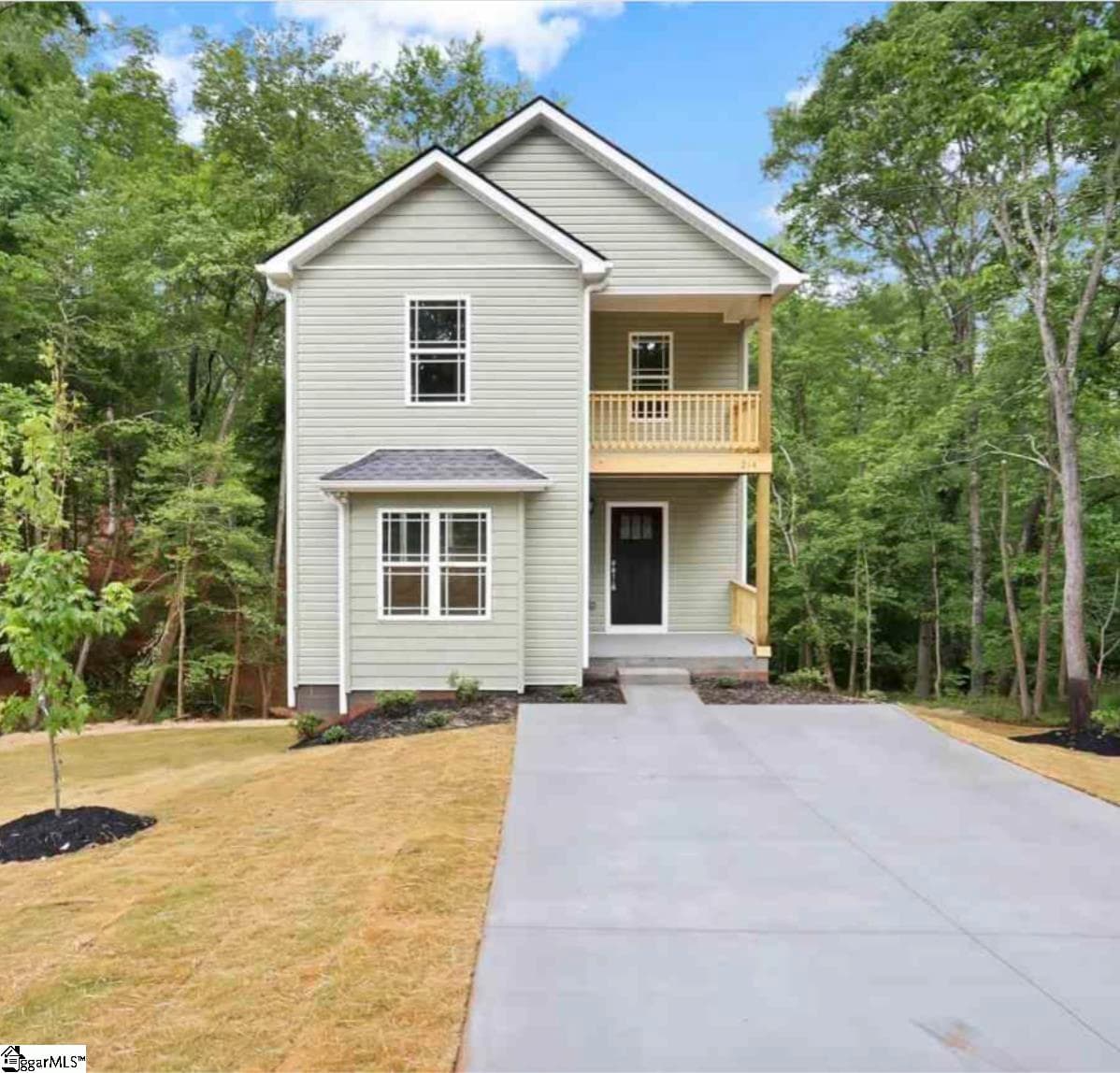 Country Glen, Pelzer Community