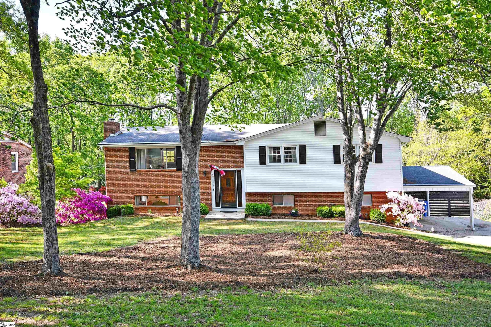 119 Hickory Lane