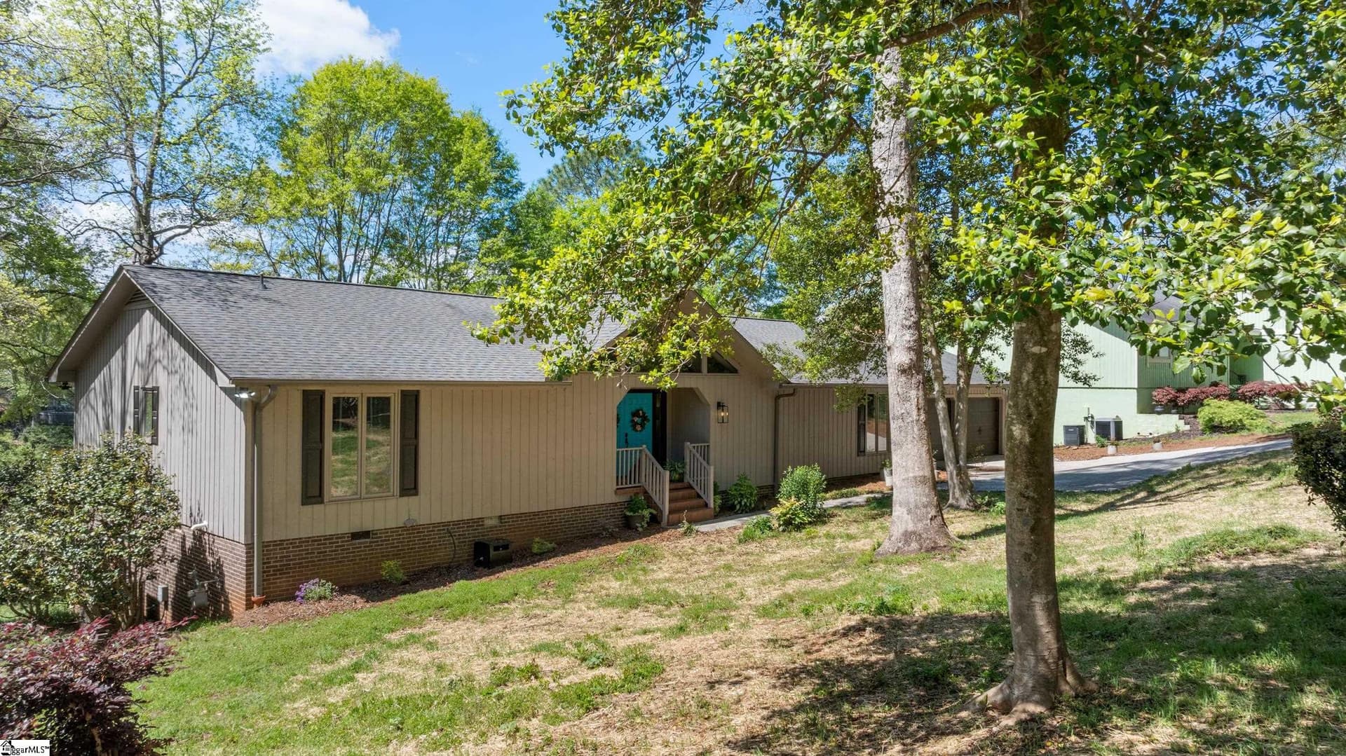 Property image 2 at 302 Sassafras Drive, Taylors, SC 29687