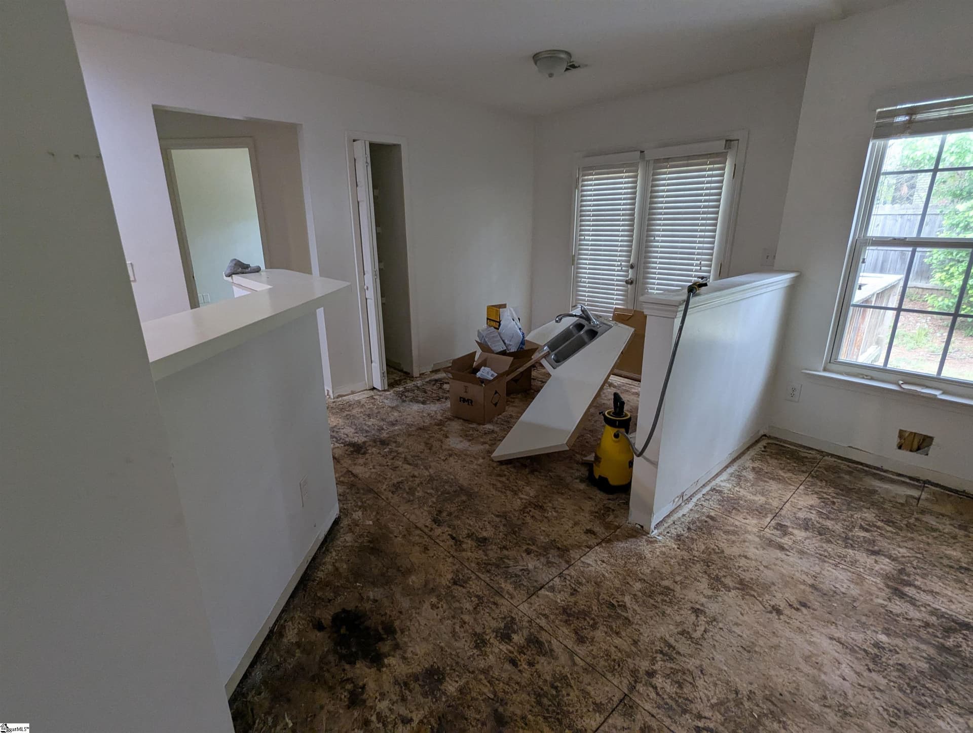 Property image 4 at 6 Westshire Drive, Simpsonville, SC 29681