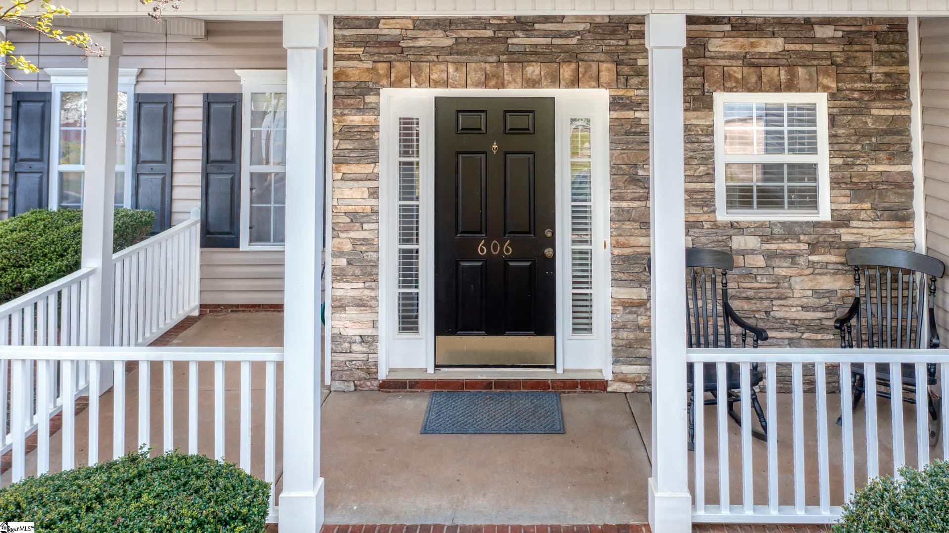 Property image 2 at 606 Greening Drive, Simpsonville, SC 29681