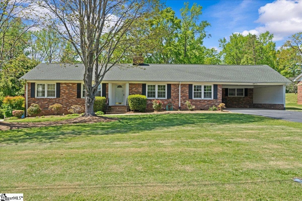 Property image 1 at 6 Barbara Avenue, Greenville, SC 29615
