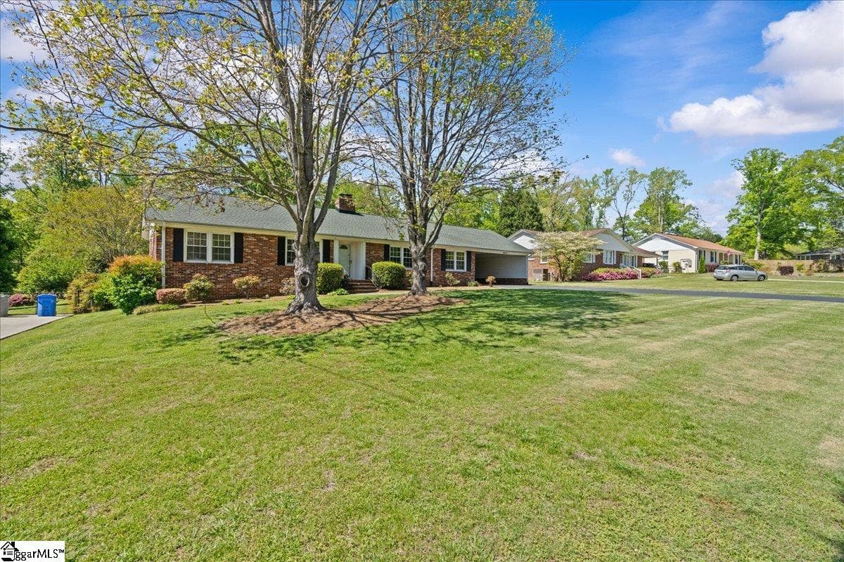 Property image 2 at 6 Barbara Avenue, Greenville, SC 29615