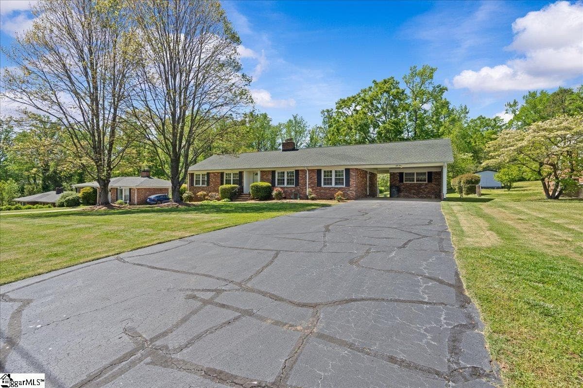 Property image 4 at 6 Barbara Avenue, Greenville, SC 29615