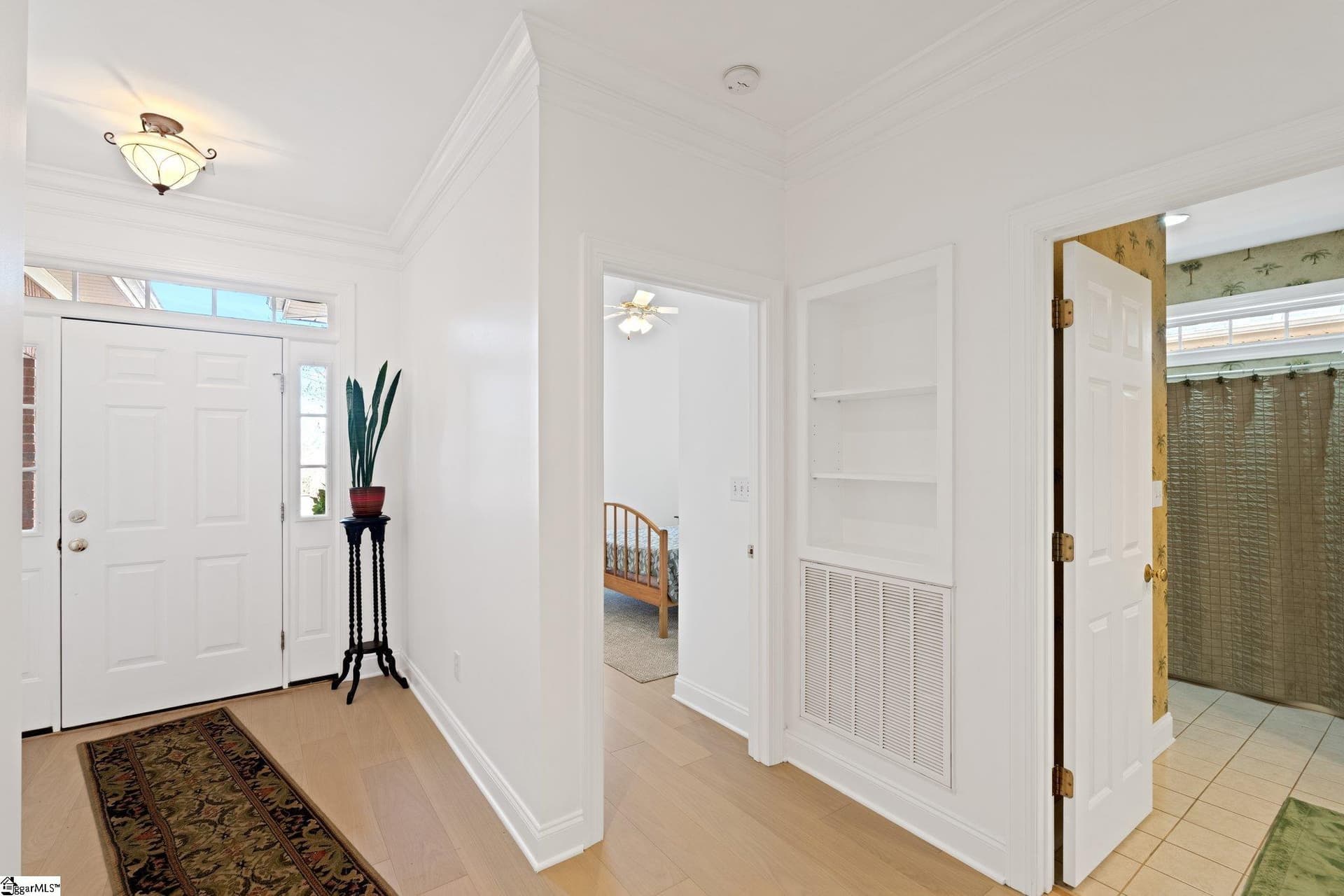 Property image 5 at 202 Greenview Circle, Greenville, SC 29609