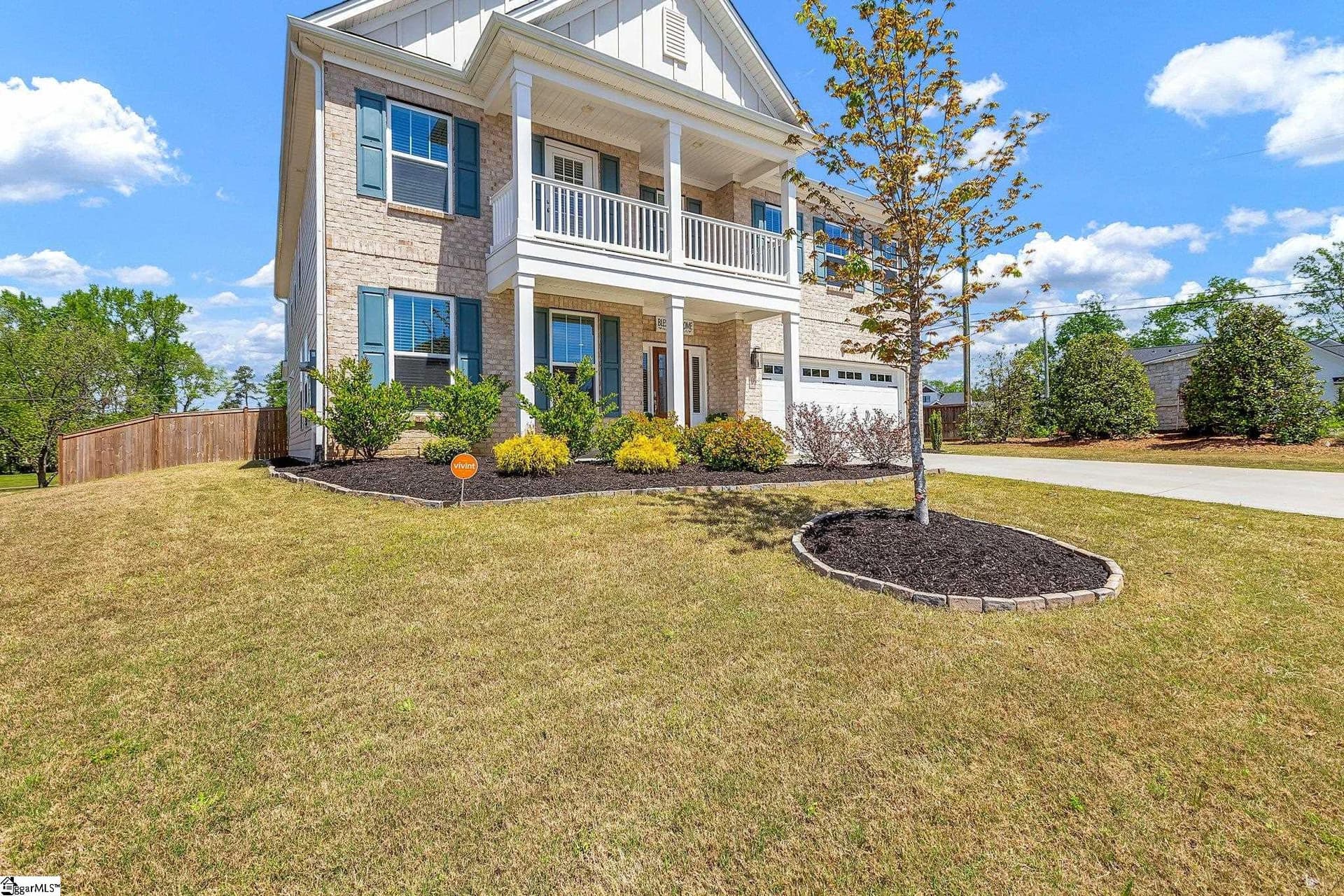 Property image 2 at 201 Tyrian Drive, Greenville, SC 29607