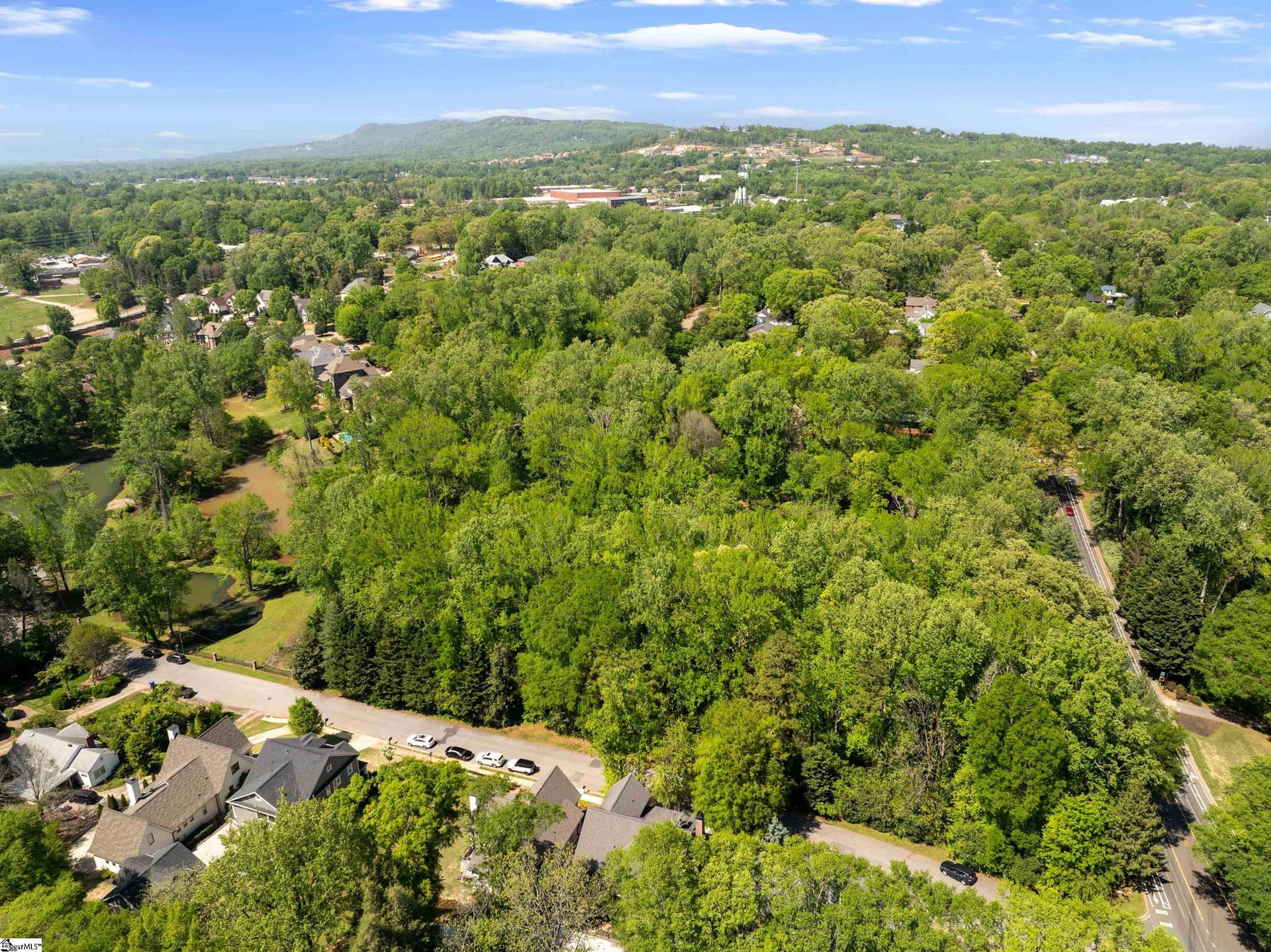 Property image 4 at 7 Hindman Drive, Greenville, SC 29609