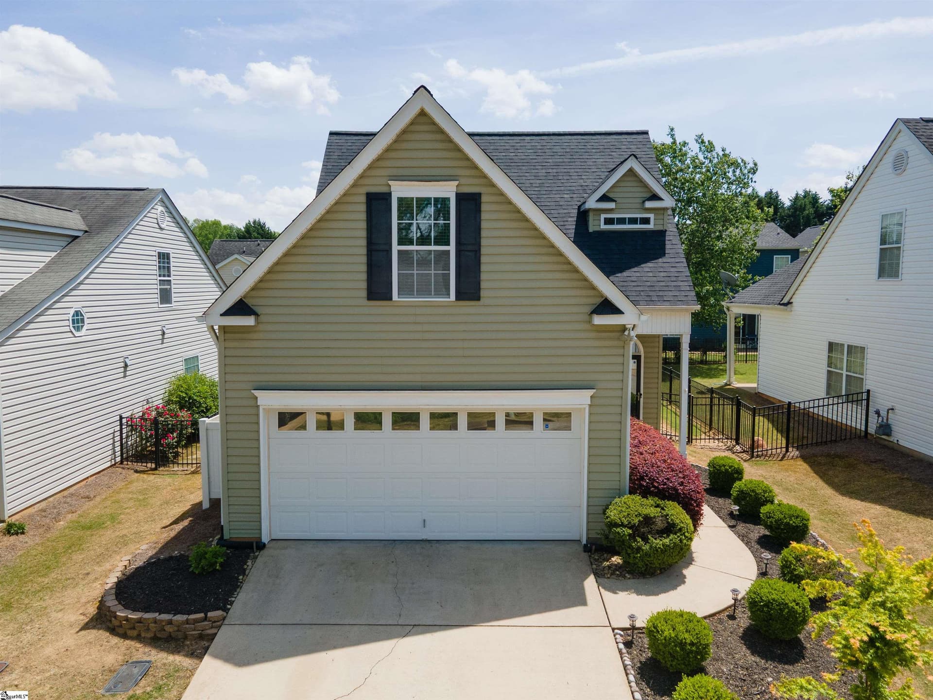 Property image 3 at 130 Ledgewood Way, Easley, SC 29642