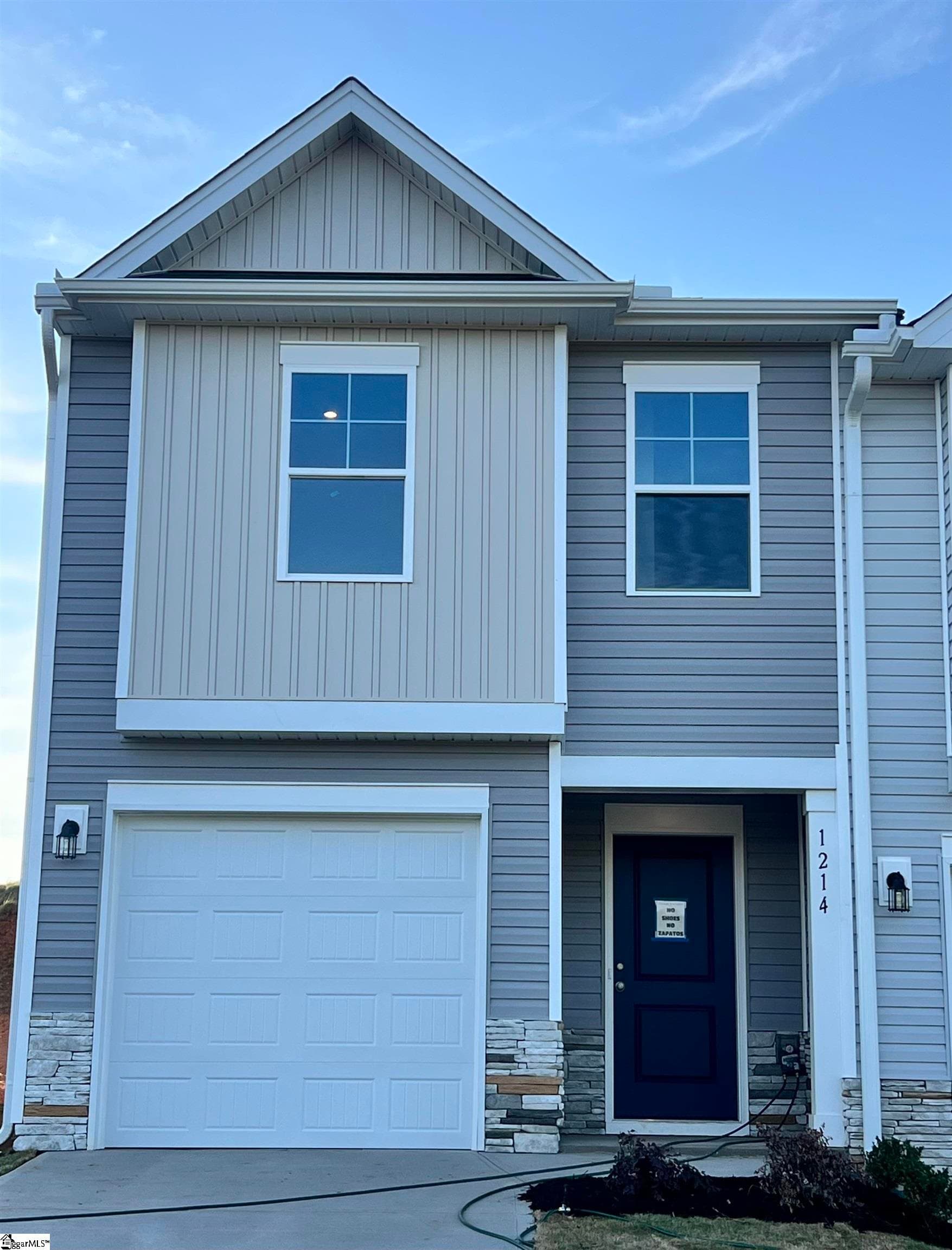 1214 Forestbrook Lane