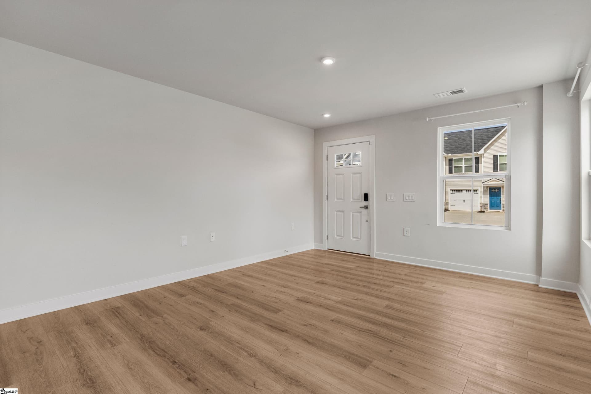 Property image 5 at 901 Leyburn Lane, Greenville, SC 29617