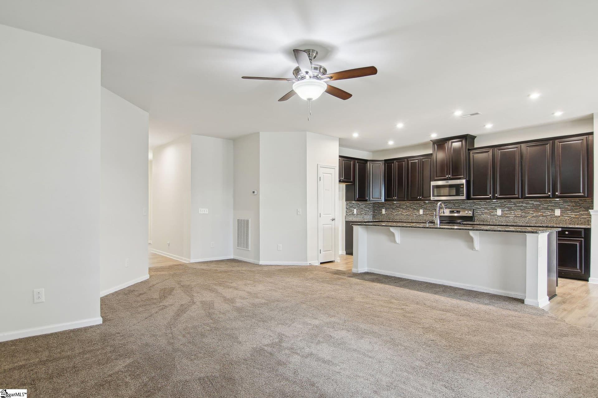 Property image 4 at 4 Radley Court, Simpsonville, SC 29680