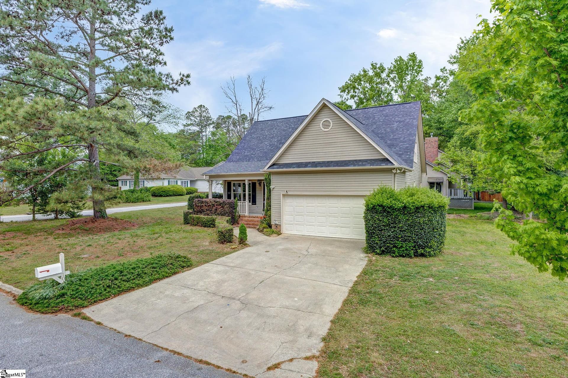 Property image 2 at 104 Rocky Chase Drive, Greenville, SC 29615