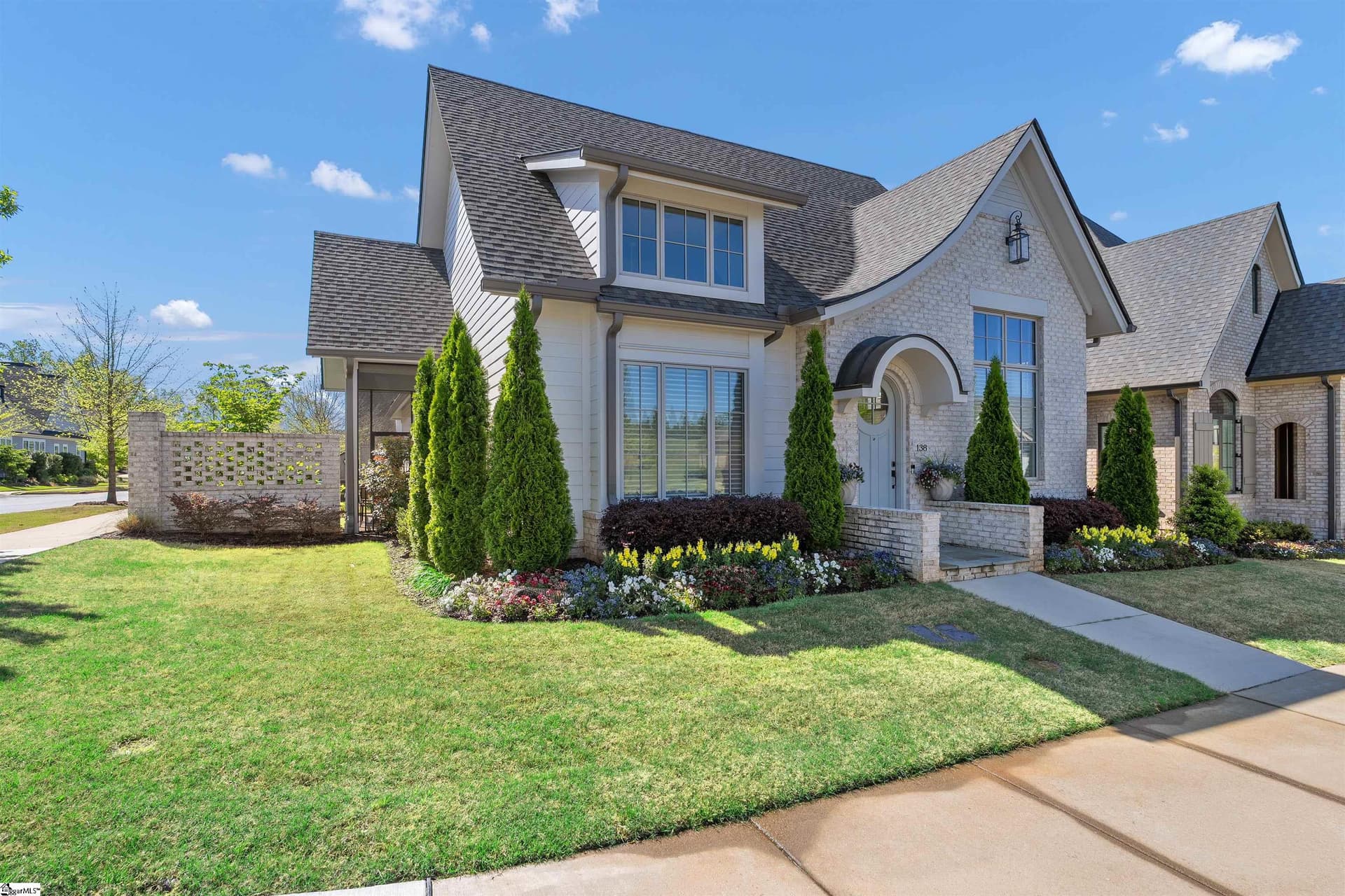 Bella Grove at Hollingsworth Park, Greenville Community