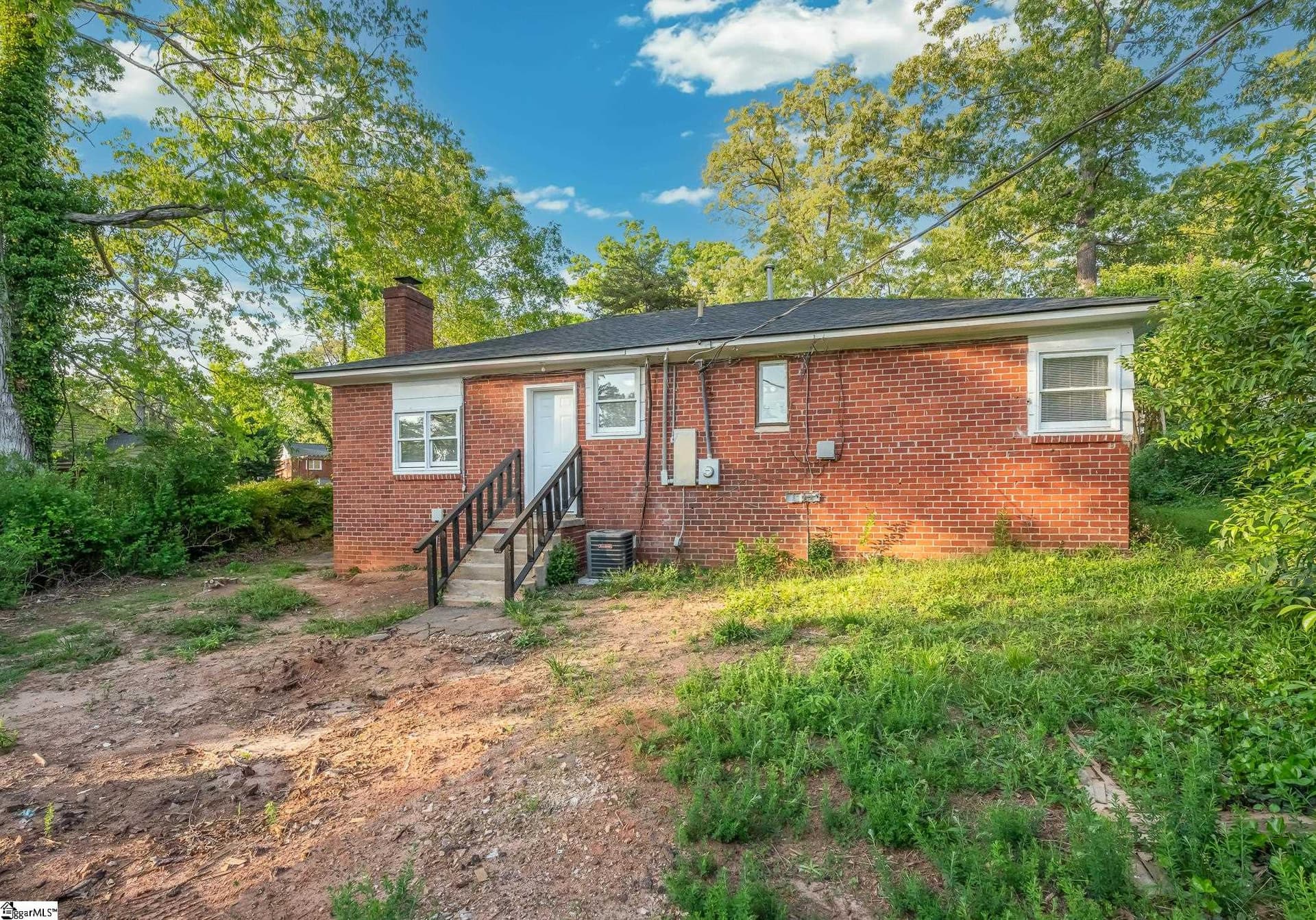 Property image 2 at 13 Brookforest Drive, Greenville, SC 29605