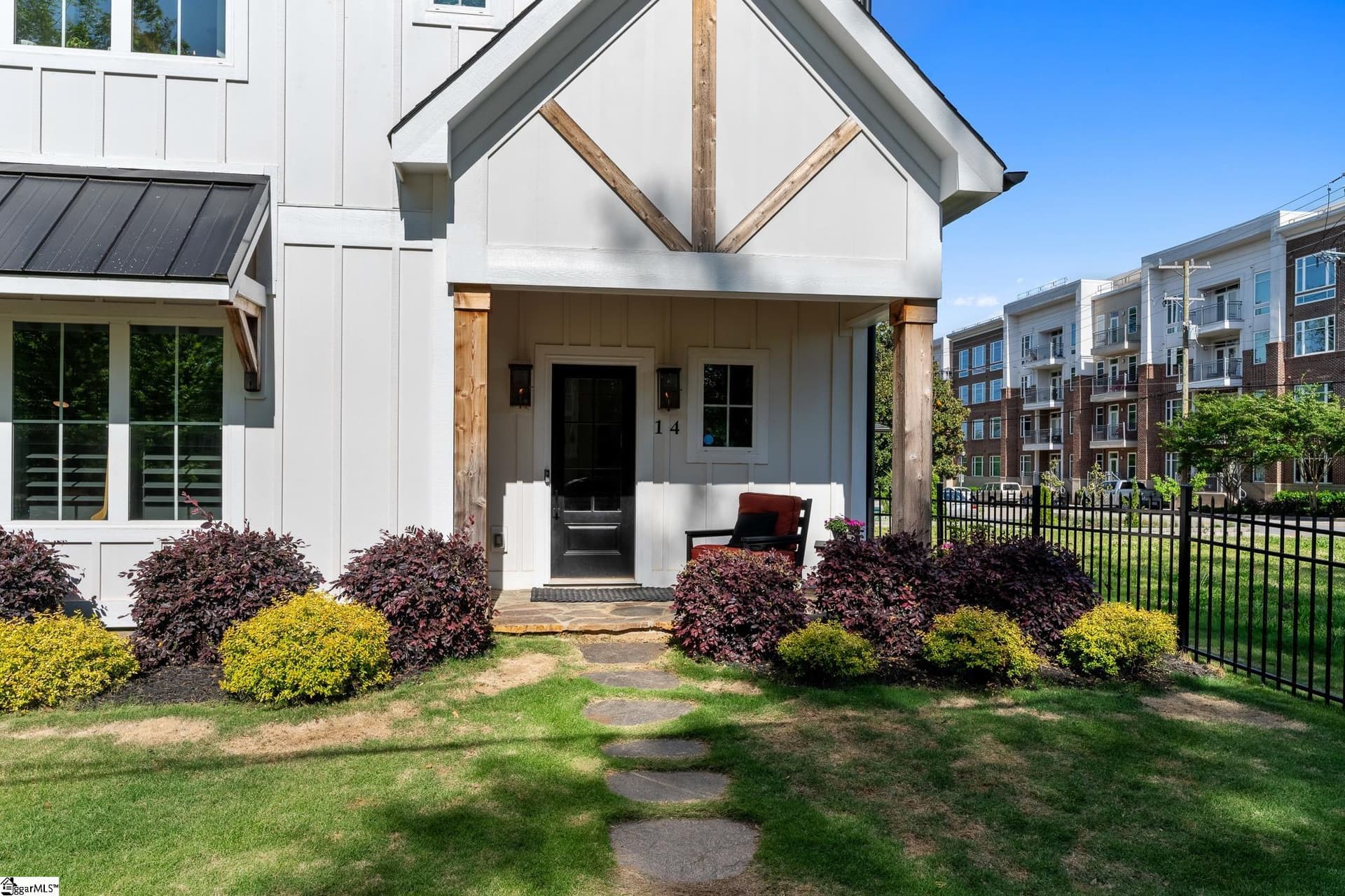 Property image 3 at 14 Perry Avenue, Greenville, SC 29601-2400